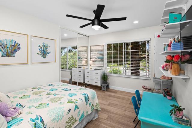 3458 Voyager Cir, San Diego CA: https://media.crmls.org/mediaz/20e44301-450c-4921-863c-6d98fcc28ebb.jpg
