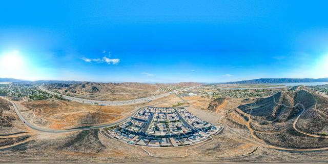 532 Enzo St, Lake Elsinore CA: https://media.crmls.org/mediaz/20e46e05-1f13-4870-8190-c8a8ed81cb9c.jpg