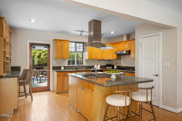 Detail Gallery Image 18 of 71 For 4917 Angeles Crest Hwy, La Canada Flintridge,  CA 91011 - 4 Beds | 3 Baths