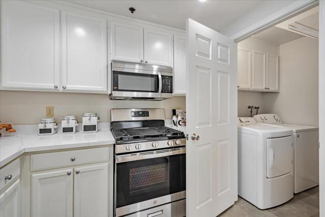 1308 Danberry Lane, Daly City CA: https://media.crmls.org/mediaz/20e5424a-5a20-4381-9675-72951644b5f3.jpg