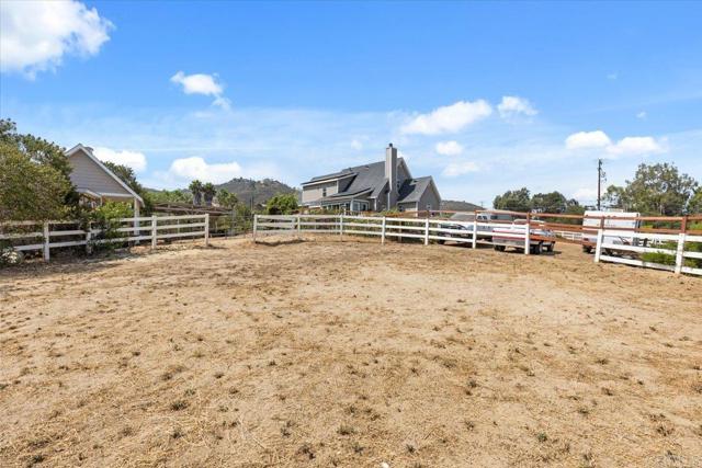 Detail Gallery Image 36 of 60 For 598 Caminito a Casa, San Marcos,  CA 92078 - 4 Beds | 3/1 Baths