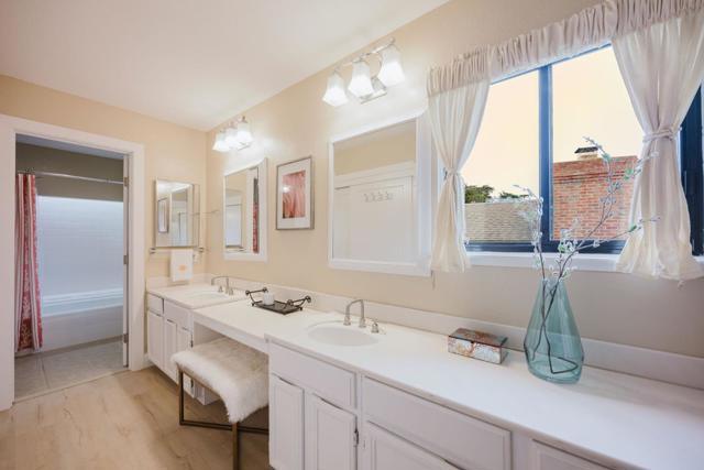 2329 Burning Tree Road, Half Moon Bay CA: https://media.crmls.org/mediaz/20e69656-f04e-46c7-ab6b-5a8b7dda1af9.jpg