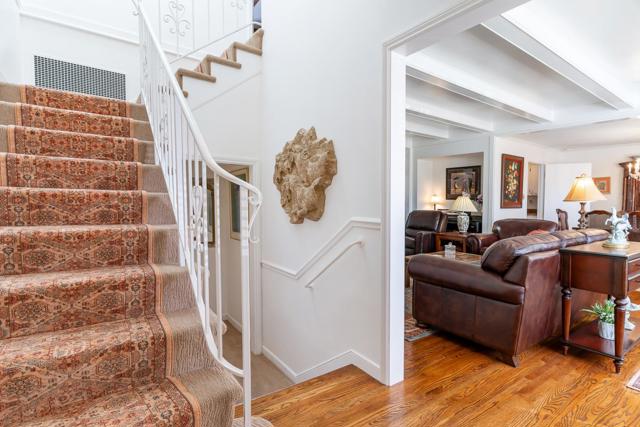 523 Maple Street, San Mateo CA: https://media.crmls.org/mediaz/20e6a4a5-c73a-4186-beef-03d31b5d3298.jpg