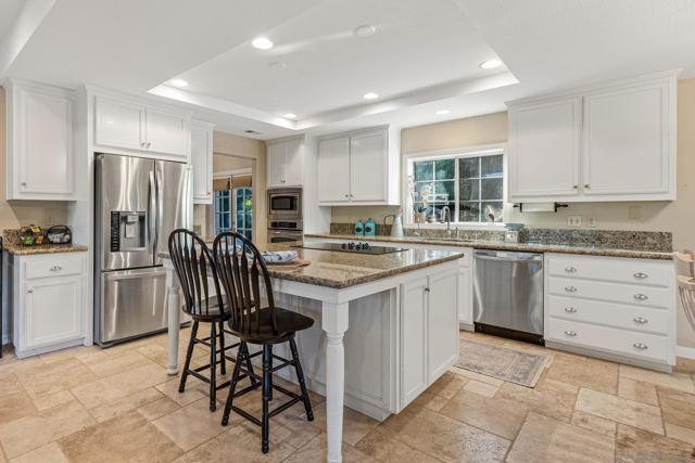 3188 Ora Avo Terrace, Vista CA: https://media.crmls.org/mediaz/20e6aa35-5119-4480-9c48-cb6ca2eb4c28.jpg