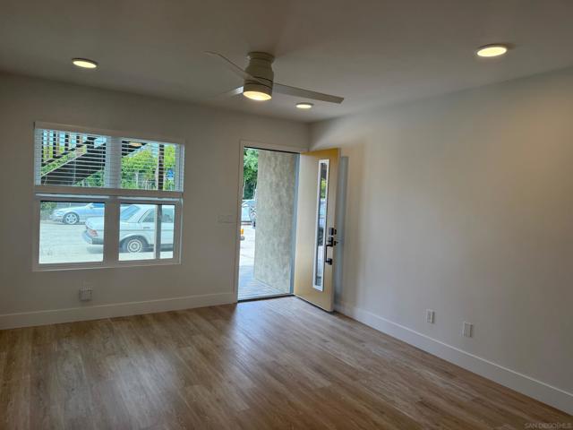 6051 La Jolla Hermosa Ave, La Jolla CA: https://media.crmls.org/mediaz/20e6b908-3bfb-44fb-b32a-d7a707848a70.jpg