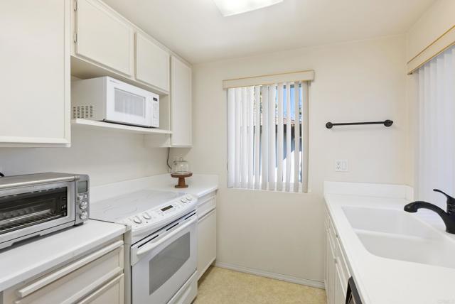 Detail Gallery Image 17 of 46 For 5350 Baltimore Dr #58,  La Mesa,  CA 91942 - 2 Beds | 2 Baths