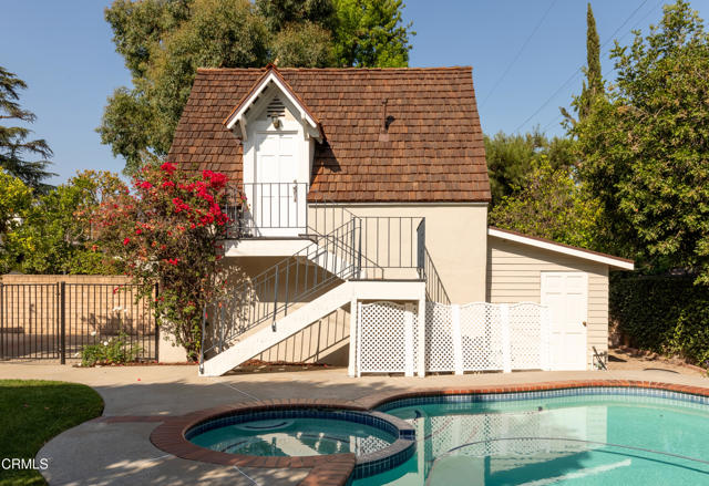 2440 Coniston Place, San Marino CA: https://media.crmls.org/mediaz/20e78b71-8877-4cb8-b764-eb26a149aec2.jpg