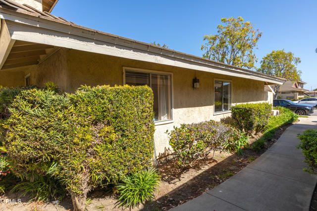 Detail Gallery Image 5 of 23 For 2715 Jill Pl, Port Hueneme,  CA 93041 - 3 Beds | 2 Baths