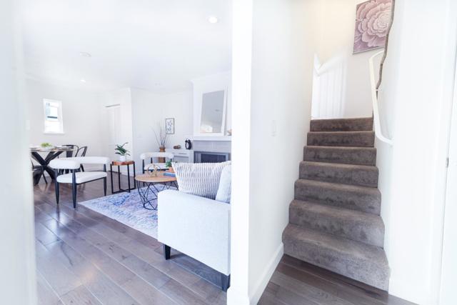 1919 Alameda De Las Pulgas, San Mateo CA: https://media.crmls.org/mediaz/20eaf898-e33b-462d-bf9c-9a56b899cb45.jpg