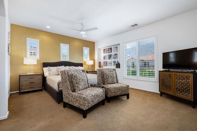 374 Terra Vita, Palm Springs CA: https://media.crmls.org/mediaz/20eb5fd3-19a8-4af8-9758-5d271442bb06.jpg