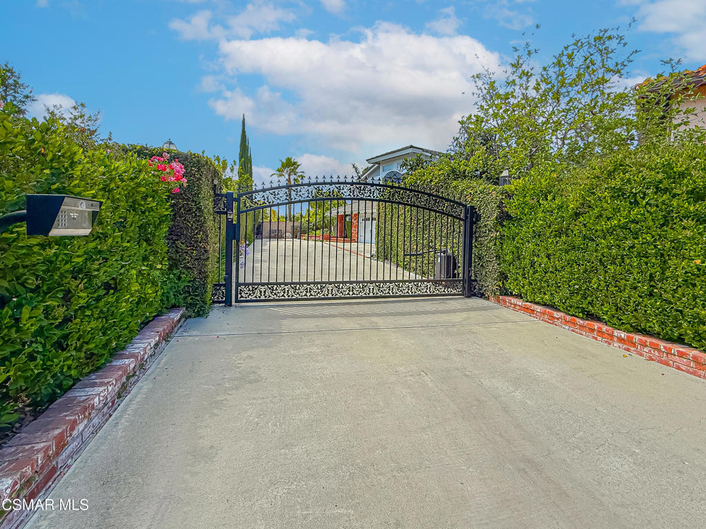 2848 Bayham Cir