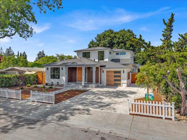 883 Rorke Way, Palo Alto CA: https://media.crmls.org/mediaz/20ec1bea-2acb-4988-bba2-3931acdfcb99.jpg