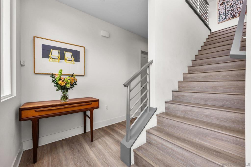 1065 32nd Street - photo 3