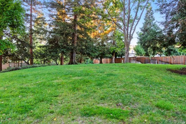 16902 Sorrel Way, Morgan Hill CA: https://media.crmls.org/mediaz/20ecf16b-6124-4ba7-bd55-afb4ef30eb86.jpg