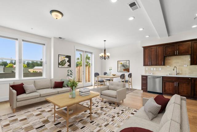 454 Granite Way, Aptos CA: https://media.crmls.org/mediaz/20ed0f28-7477-4824-b037-3b54c1ef45a2.jpg