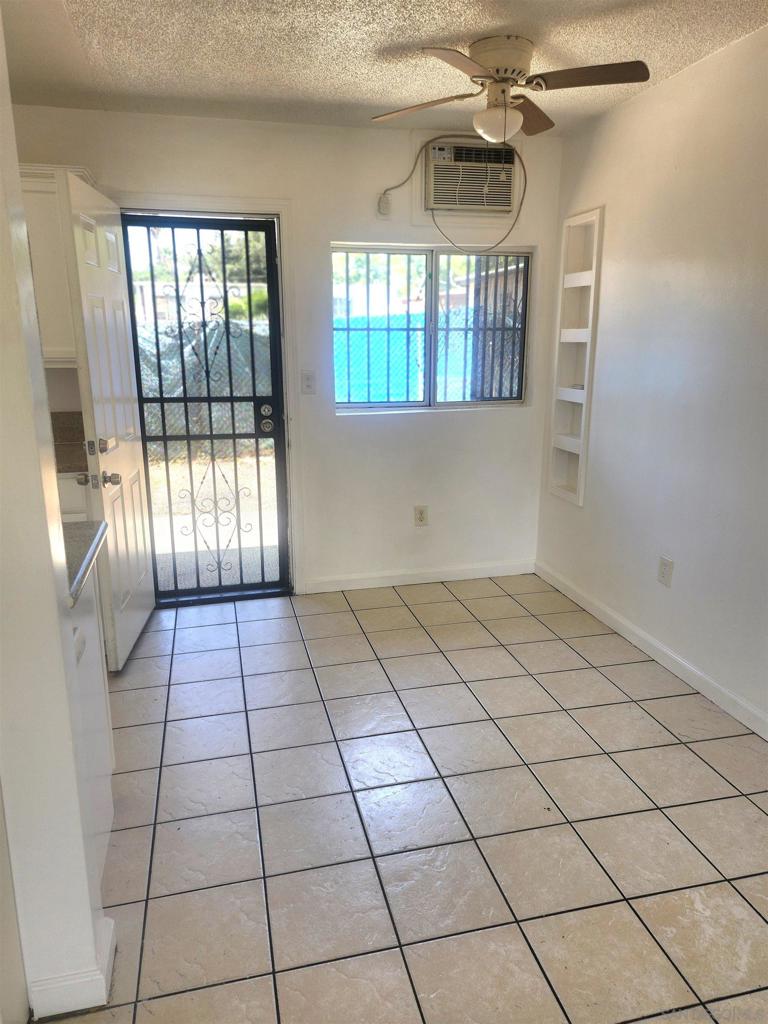 MLS #250025505SD img 25