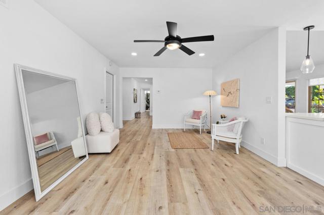 12687 Senda Acantilada, San Diego CA: https://media.crmls.org/mediaz/20edb797-dd61-40ad-8a18-0a457738c306.jpg