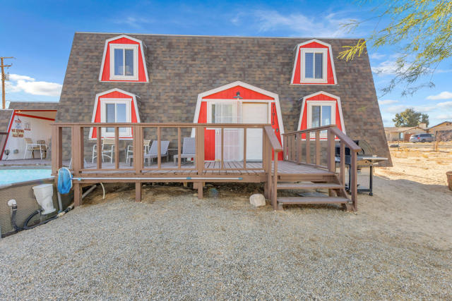 71915 Samarkand Drive, 29 Palms CA: https://media.crmls.org/mediaz/20edbed7-8422-4b0d-9979-71a818393038.jpg