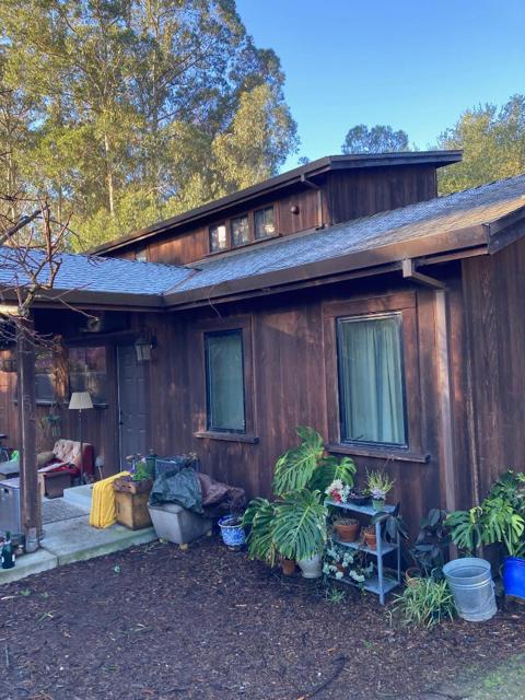 514 Meder Street, Santa Cruz CA: https://media.crmls.org/mediaz/20efe8a9-b466-4c59-a5cd-526e7db00b5b.jpg