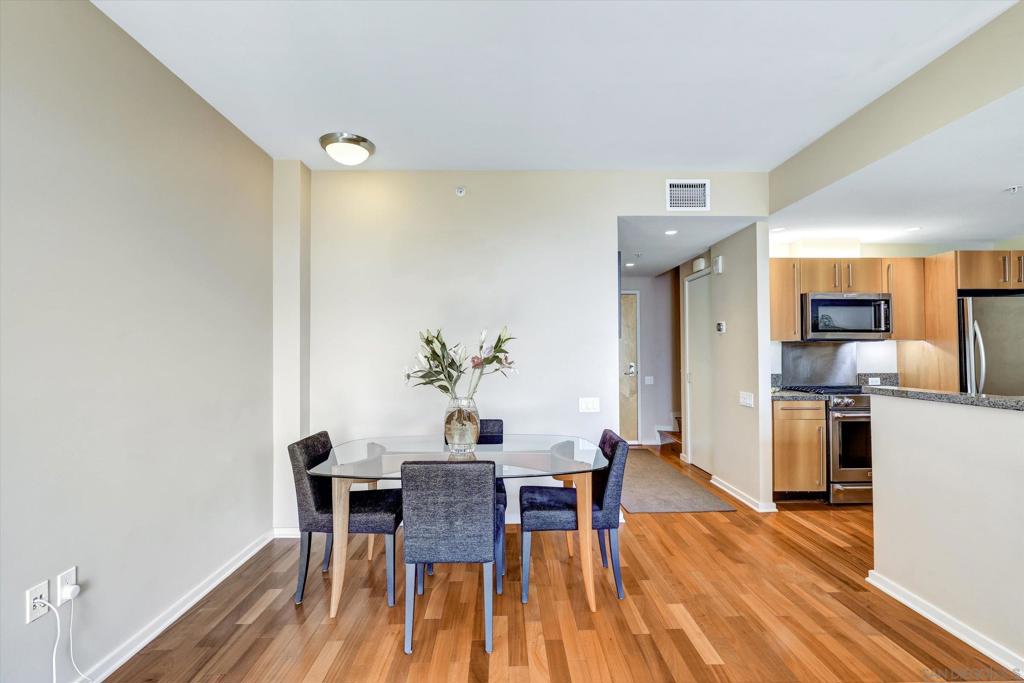 350 11th Ave - photo 20