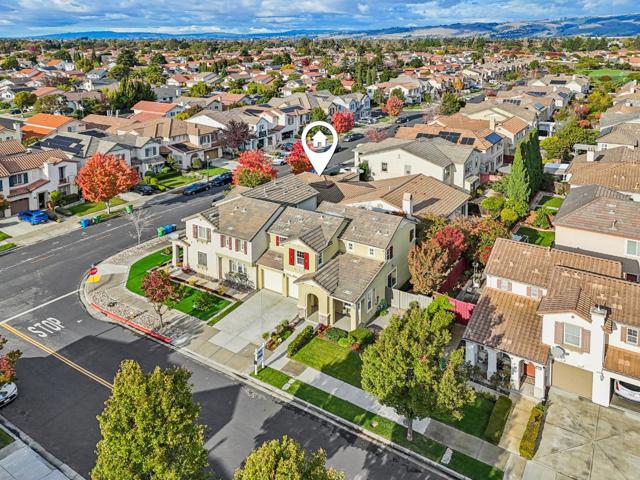 34103 Zaner Way, Union City CA: https://media.crmls.org/mediaz/20f1cf64-ed6f-450f-b823-aeaa7cca4e64.jpg