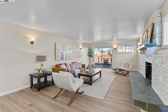 Image 6 of 34 For 2078 Fairbanks