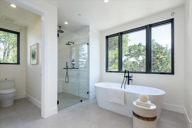 1025 Continental Drive, Menlo Park CA: https://media.crmls.org/mediaz/20f39a9b-e6d2-4605-926b-a2ab2b8771e4.jpg