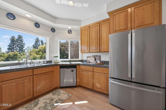 Detail Gallery Image 17 of 70 For 131 San Miguel Dr, Camarillo,  CA 93010 - 4 Beds | 2/1 Baths