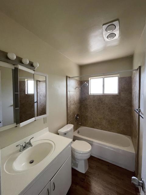 Detail Gallery Image 7 of 9 For 7555 Linda Vista #31,  San Diego,  CA 92111 - 1 Beds | 1 Baths