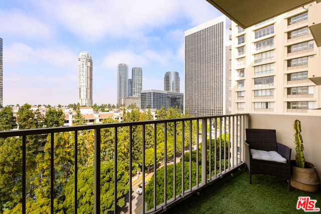 2170 Century Park #1109, Los Angeles, CA 90067