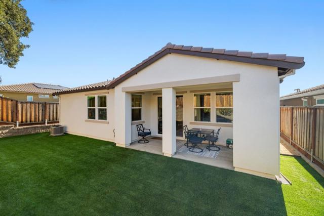 1110 McClellan, Hollister CA: https://media.crmls.org/mediaz/20f6aebd-d669-4507-b167-293a71e0a351.jpg