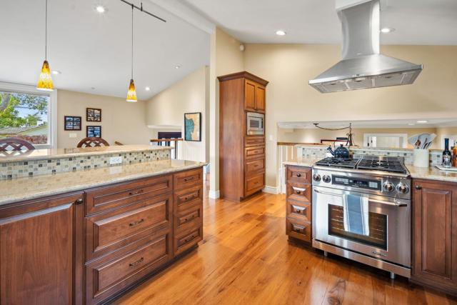 3125 Bird Rock Road, Pebble Beach CA: https://media.crmls.org/mediaz/20f7b7f2-69c8-491d-8c4c-9f6890e2991b.jpg