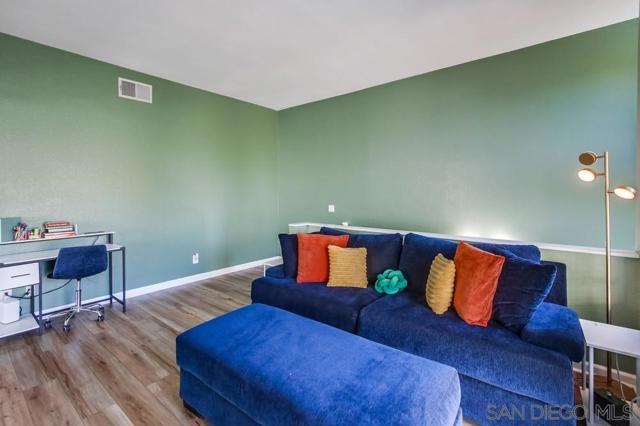 1520 Granite Hills Dr, El Cajon CA: https://media.crmls.org/mediaz/20f8523e-d697-491e-bba5-b39658e014c7.jpg