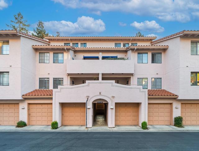 10235 Nile Drive, Cupertino CA: https://media.crmls.org/mediaz/20f91924-eea8-4c07-9e10-11f3fa773850.jpg