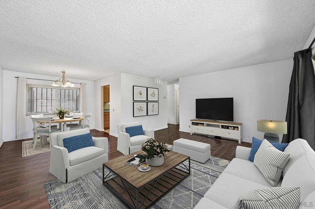 2530 Clairemont Dr #303