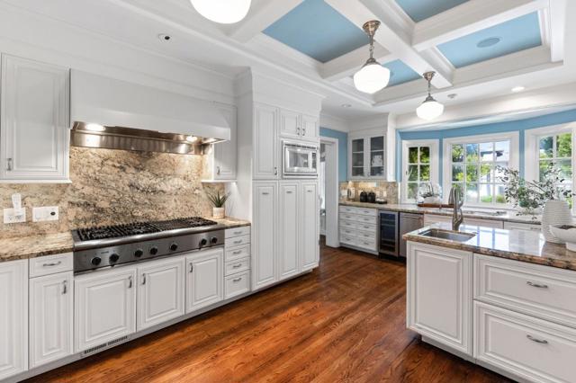 2181 Parkside Avenue, Hillsborough CA: https://media.crmls.org/mediaz/20f9da17-f3de-4100-a15b-807536f41914.jpg