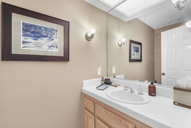 184 Ranch View Circle, Palm Desert, CA 92211