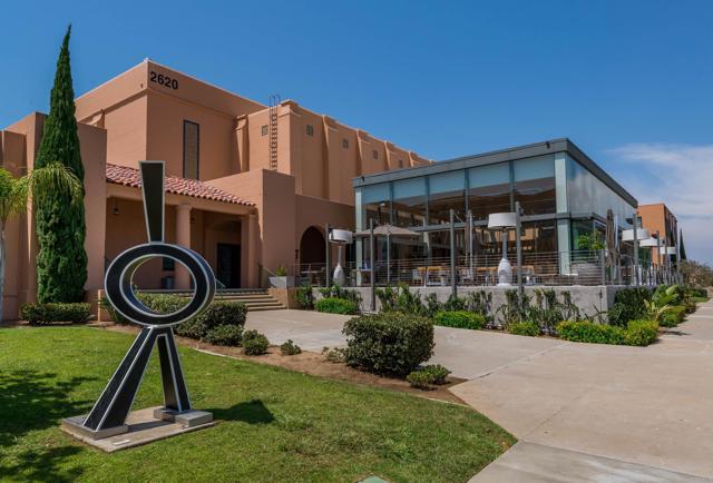 3120 Poe Street, San Diego CA: https://media.crmls.org/mediaz/20fb10f5-ab07-4153-94df-cc4c3107df2f.jpg