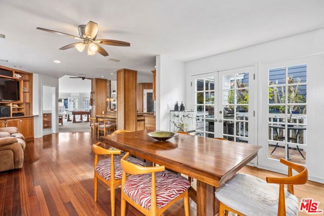 459 35th Street, Manhattan Beach, California 90266, 5 Bedrooms Bedrooms, ,3 BathroomsBathrooms,Residential,Sold,35th,25586389