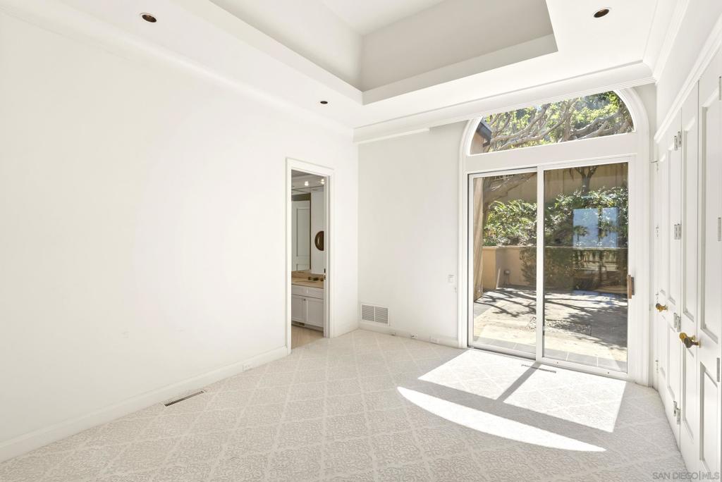 2302 Rue Adriane - photo 20