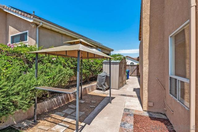 12064 Mannix Road, San Diego CA: https://media.crmls.org/mediaz/20fd86f6-4928-4710-ac66-857fee37fbf4.jpg