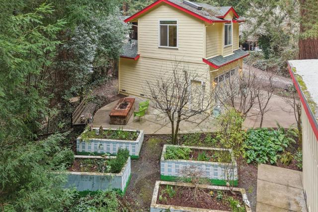 14262 Laurel Place, Guerneville CA: https://media.crmls.org/mediaz/20fe542c-ba1d-47f0-bdc0-3a81f64e0794.jpg