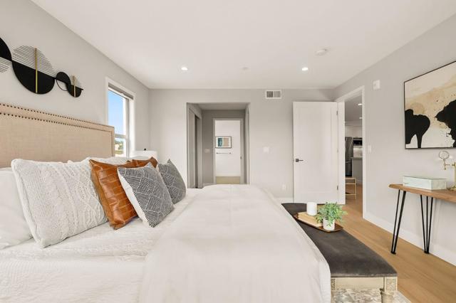 30 Hermosa Avenue, Millbrae CA: https://media.crmls.org/mediaz/20fee259-83e6-4114-ab58-df5d8a419f0c.jpg
