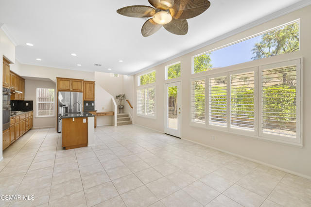 2996 Eagles Claw Avenue, Thousand Oaks CA: https://media.crmls.org/mediaz/20ff5b1e-2d13-4042-82fc-2ff5aa89e37f.jpg