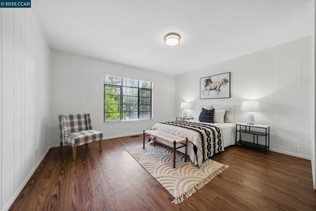 3938 Los Arabis Dr, Lafayette CA: https://media.crmls.org/mediaz/2100147c-562b-4f5b-bb3e-74776c450a90.jpg
