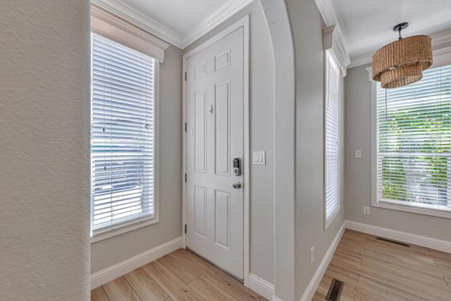 1085 Tasman Drive, Sunnyvale CA: https://media.crmls.org/mediaz/21005b94-7a0a-4bba-b4a6-df6d6652197e.jpg