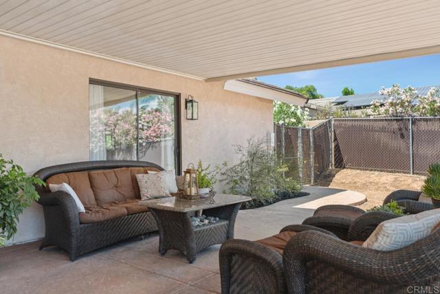 24039 Del Amo Road, Ramona CA: https://media.crmls.org/mediaz/21024be1-eab3-4caf-a30a-c3451ea59188.jpg