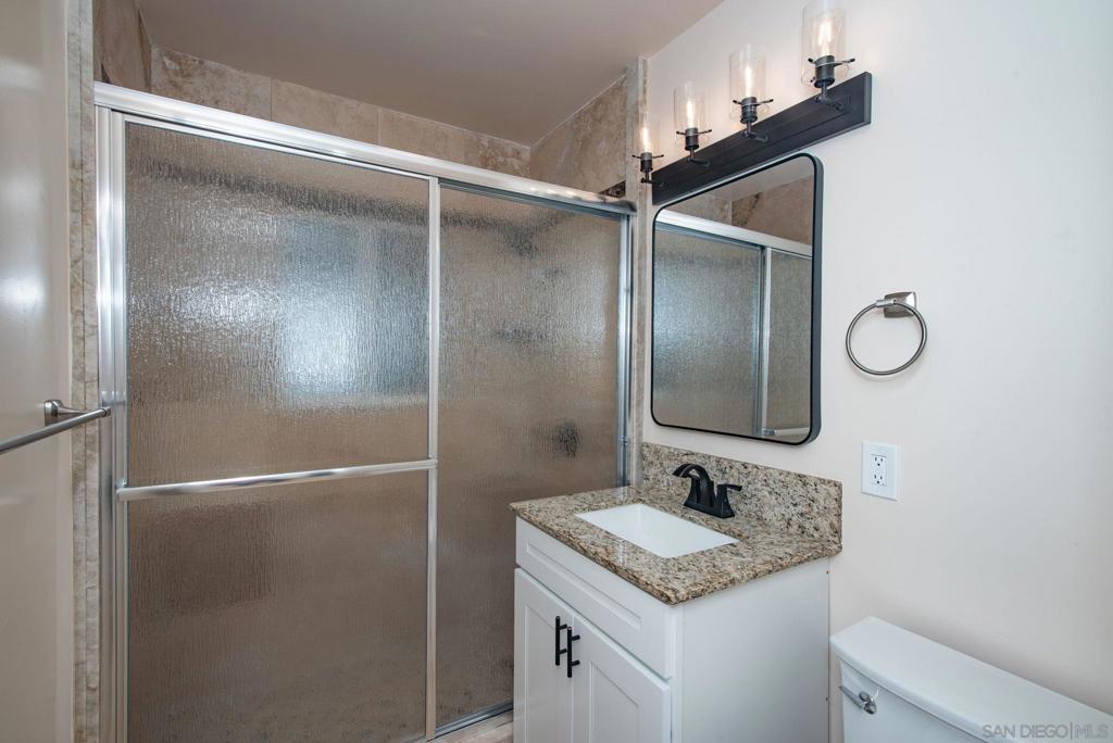 7347 Fay Ave - photo 14