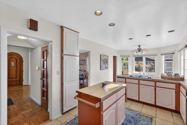 65 Monte Vista Avenue, Watsonville CA: https://media.crmls.org/mediaz/21035619-eef7-4d5e-9fee-786823698376.jpg