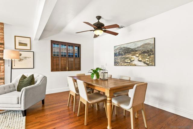 4386 Niagara Ave, San Diego CA: https://media.crmls.org/mediaz/2104b15a-f58e-4c61-ba20-d9b9a29285be.jpg